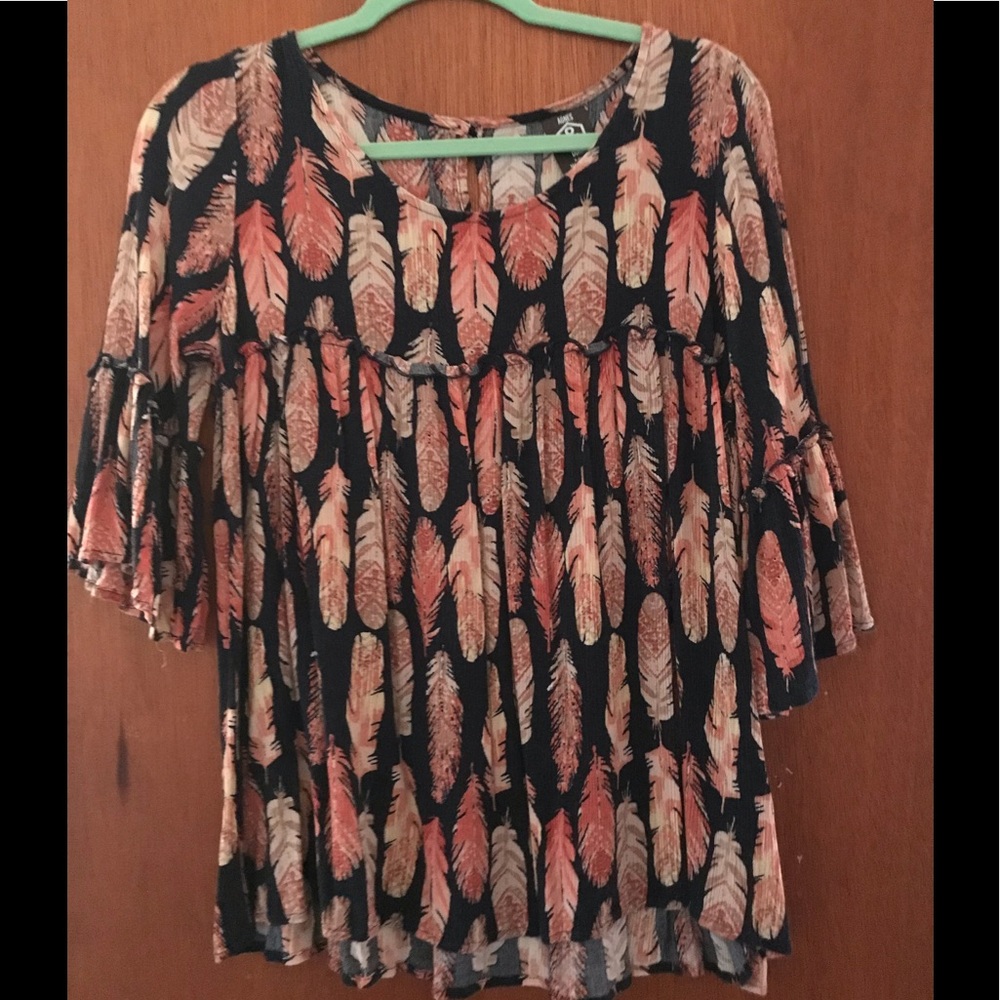 Agnes & Dora top